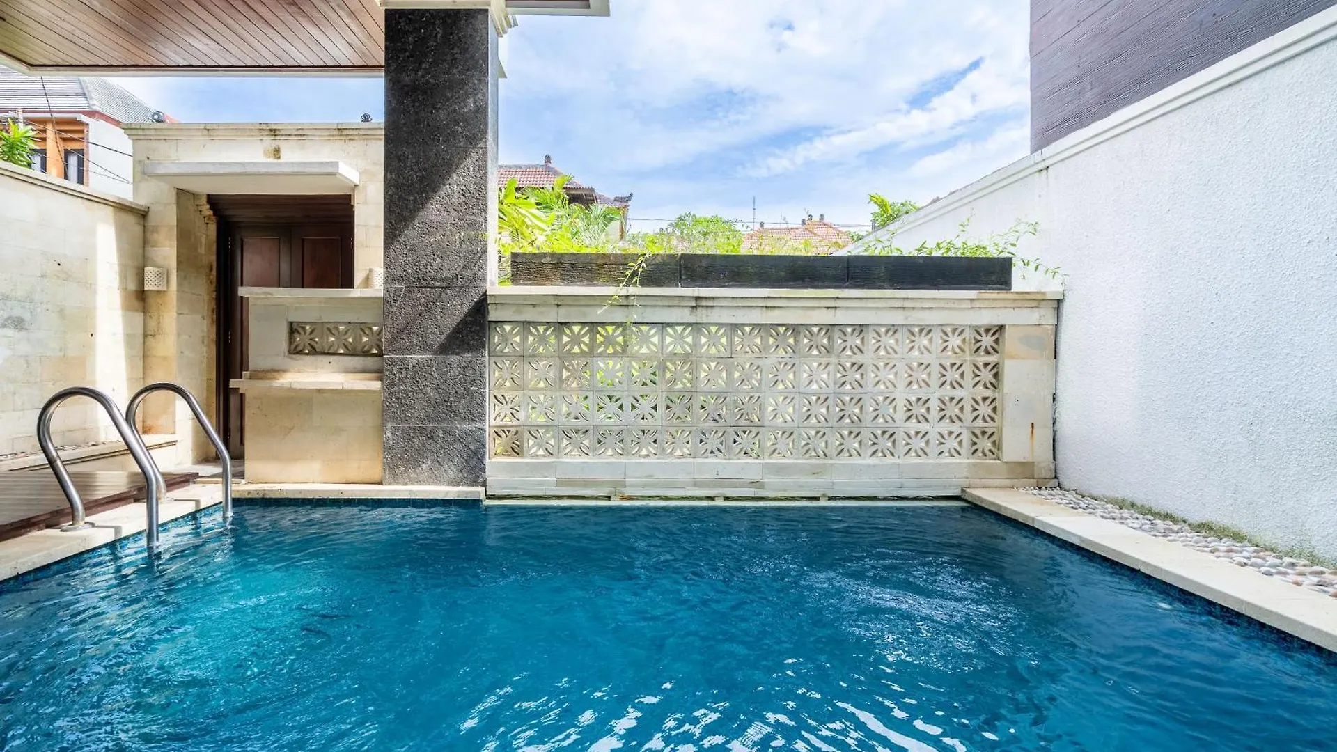 Lovely 3 Bedroom Villa In Kerobokan 0*, Kerobokan (Bali) Indonesia
