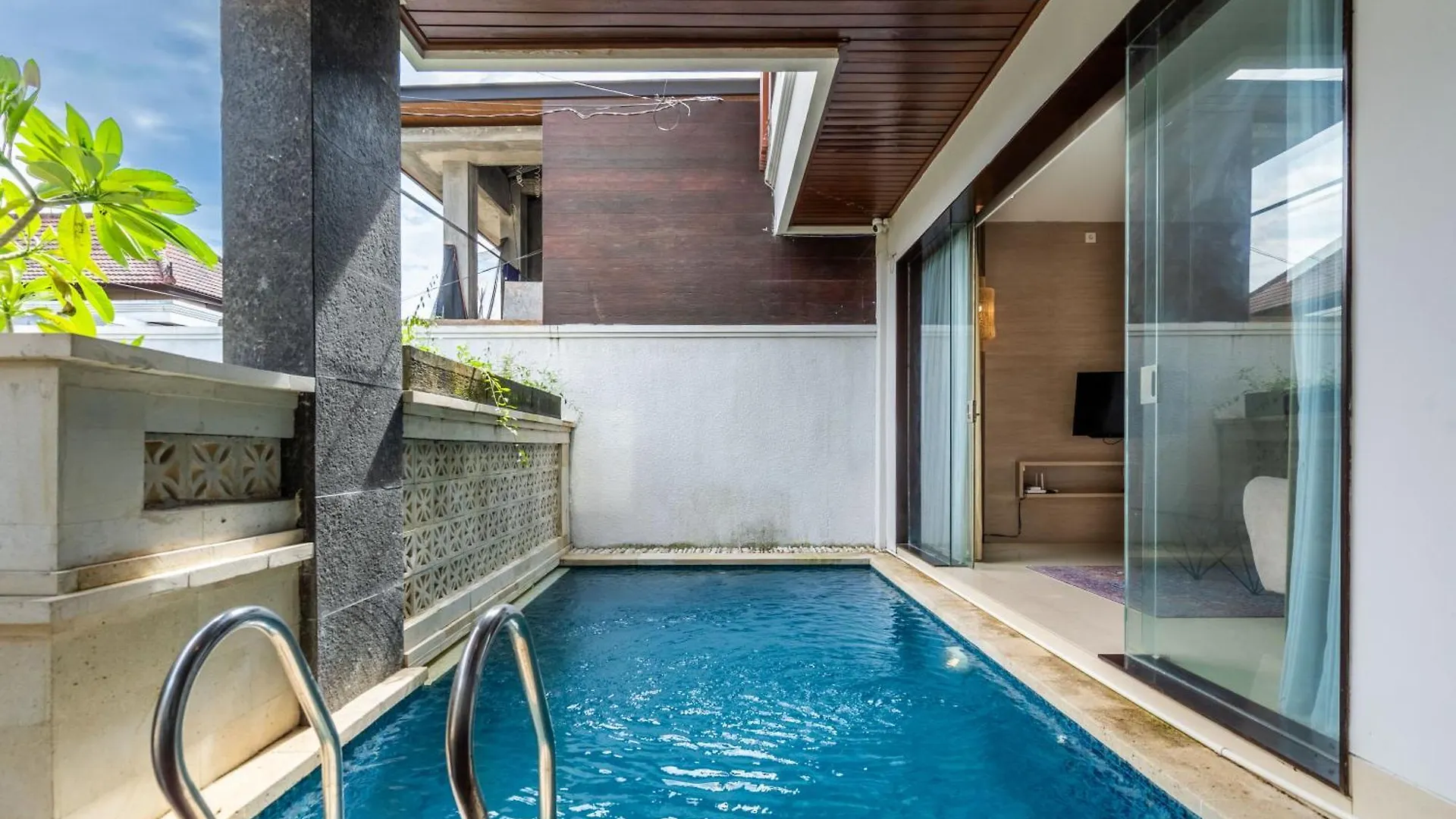 Lovely 3 Bedroom Villa In Kerobokan
