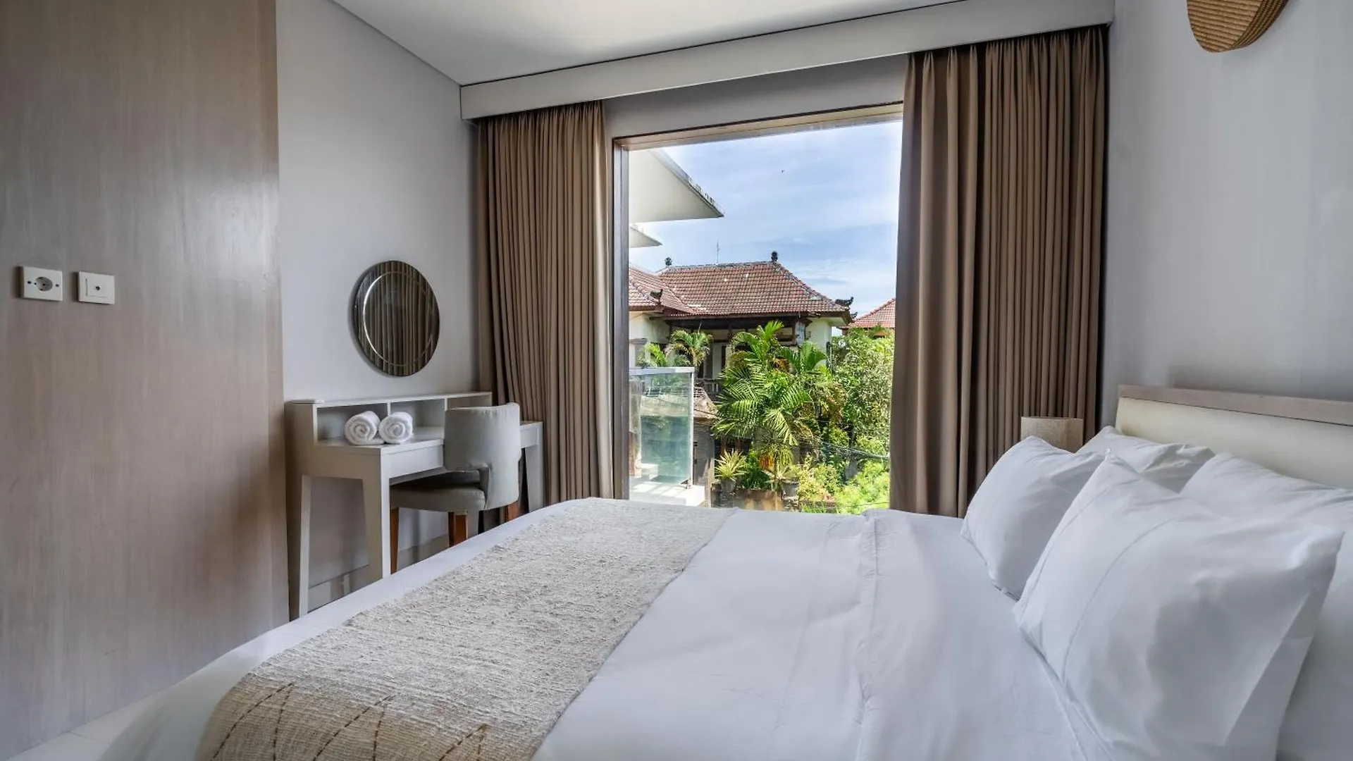 Lovely 3 Bedroom Villa In Kerobokan 0*, Kerobokan (Bali)